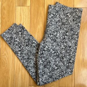 Athleta Salutation Stash Pocket Leggings